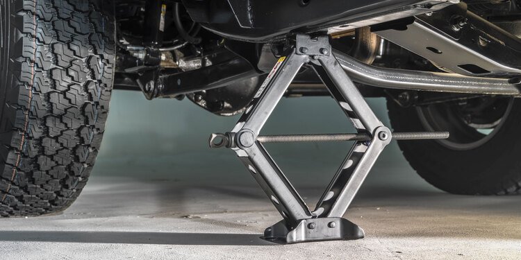 Scissor Jacks 